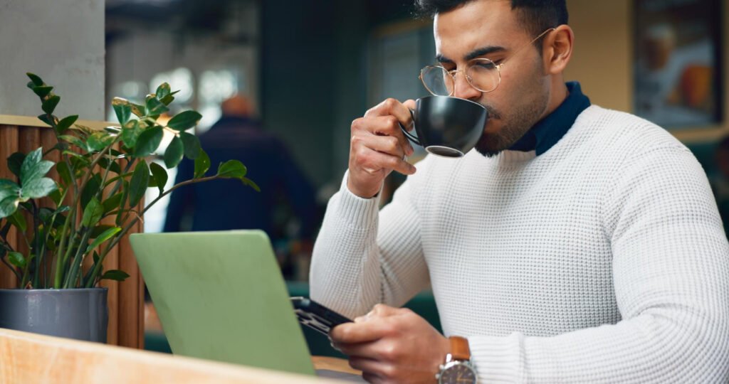 Caffeine and alertness supporting improved reaction speed